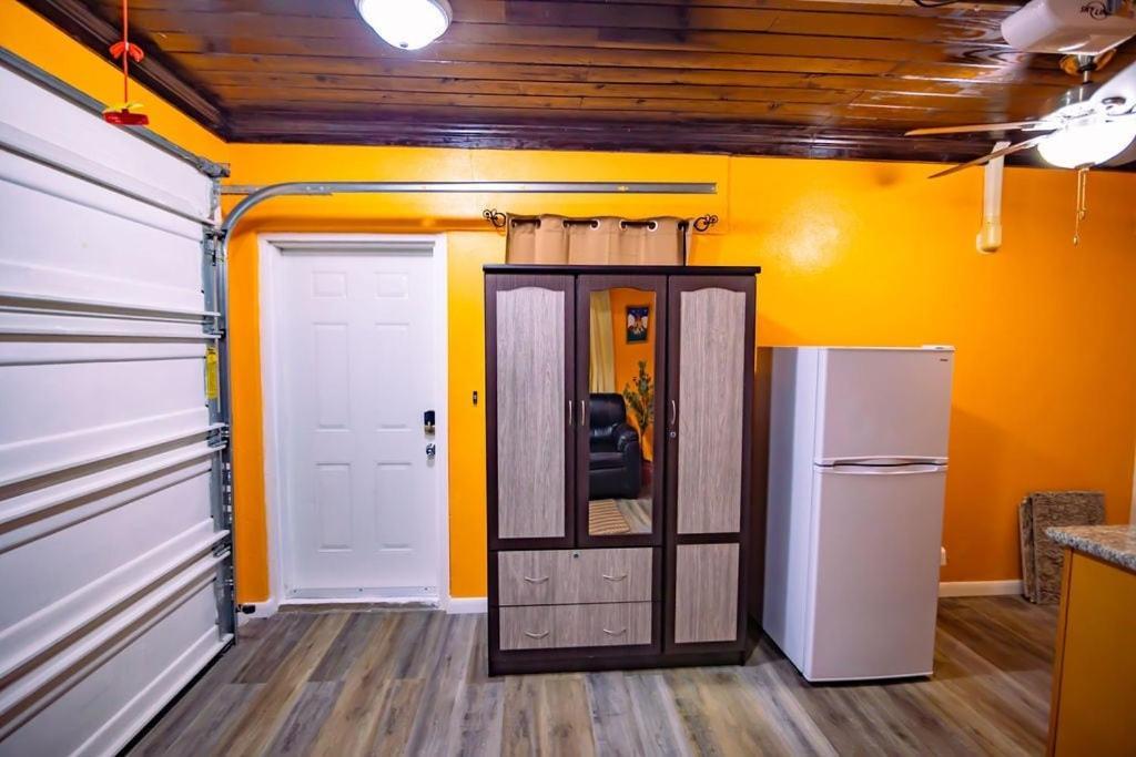 Holiday home Tangerine Sunsets Carport Nassau